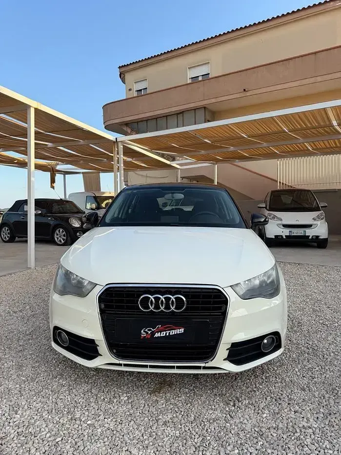 Usata Audi A1 90 CV (66 kW) 2012 Bianco Utilitaria