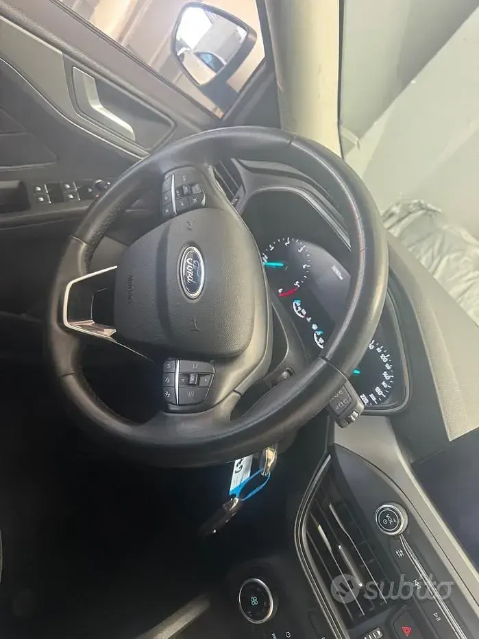 Usata Ford Focus Business Edition 120 CV (88 kW) 2022 Bianco Berlina