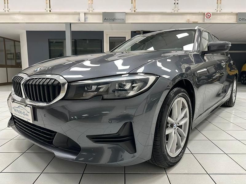 Usata BMW 320e Advantage 190 CV (139 kW) 2021 Grigio Station wagon