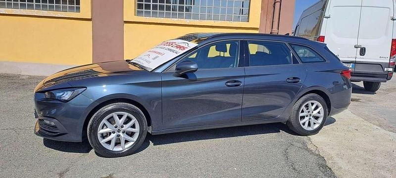 Usata Seat Leon Style 116 CV (85 kW) 2023 Grigio Station wagon