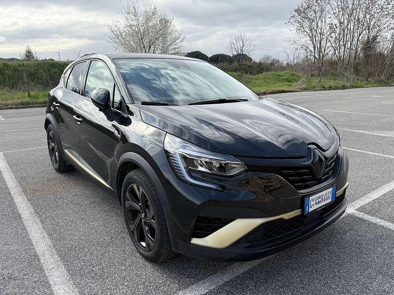 Usata Renault Captur Engineered 94 CV (69 kW) 2023 Nero SUV