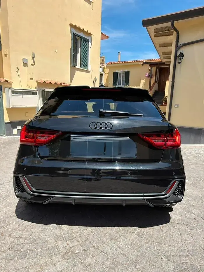Usata Audi A1 Sportback S-Line 110 CV (80 kW) 2020 Nero Utilitaria