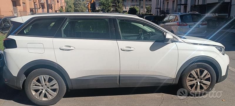 Usata Peugeot 5008 120 CV (88 kW) 2018 Bianco Monovolume