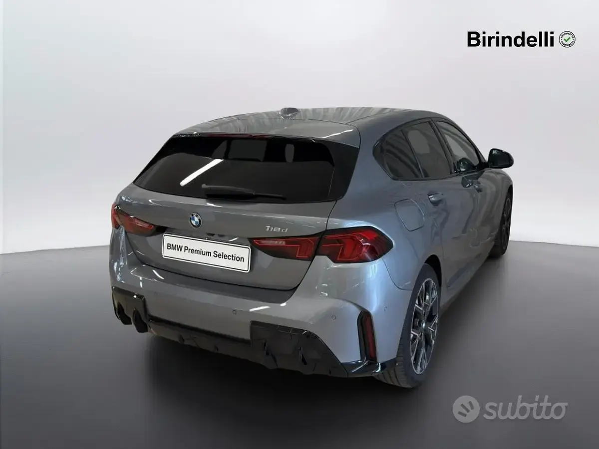 Usata BMW 118 Comfort Edition 150 CV (110 kW) 2024 Skyscraper grey metallic Utilitaria