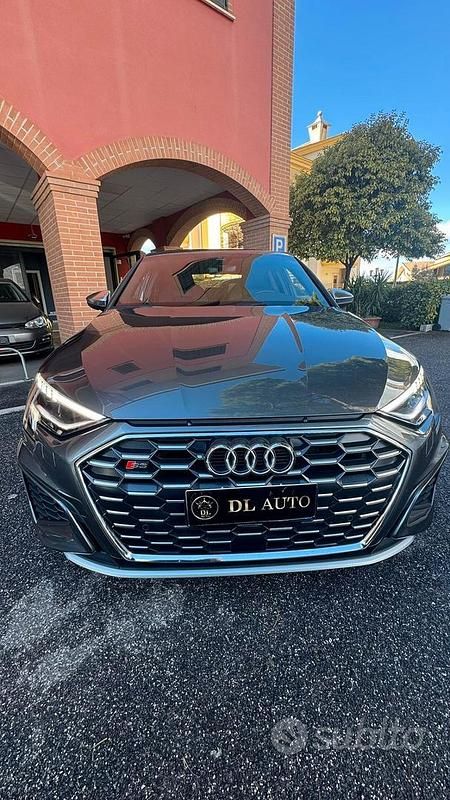 Usata Audi S3 Ambiente 309 CV (227 kW) 2023 Grigio Berlina