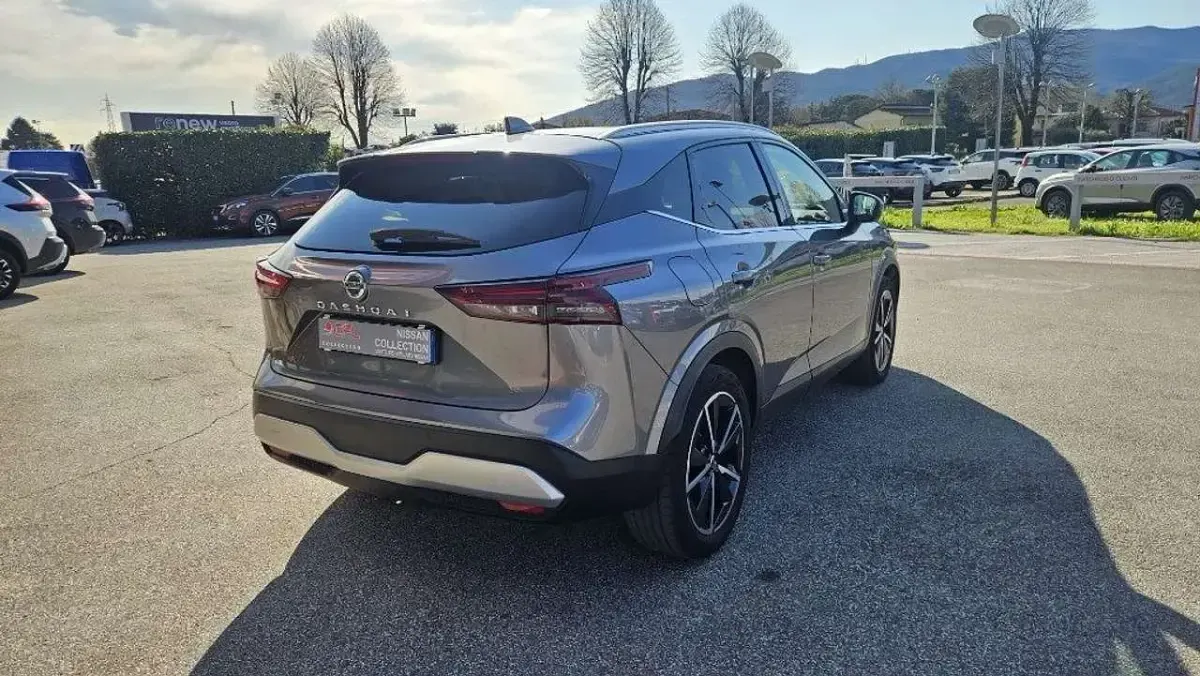 Usata Nissan Qashqai Tekna 158 CV (116 kW) 2022 Grigio SUV