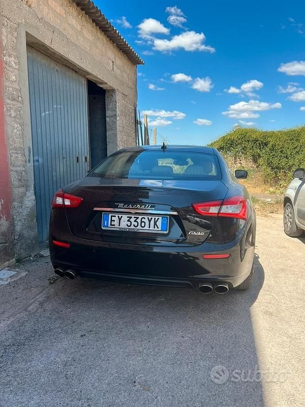 Usata Maserati Ghibli 275 CV (202 kW) 2015 Nero Berlina