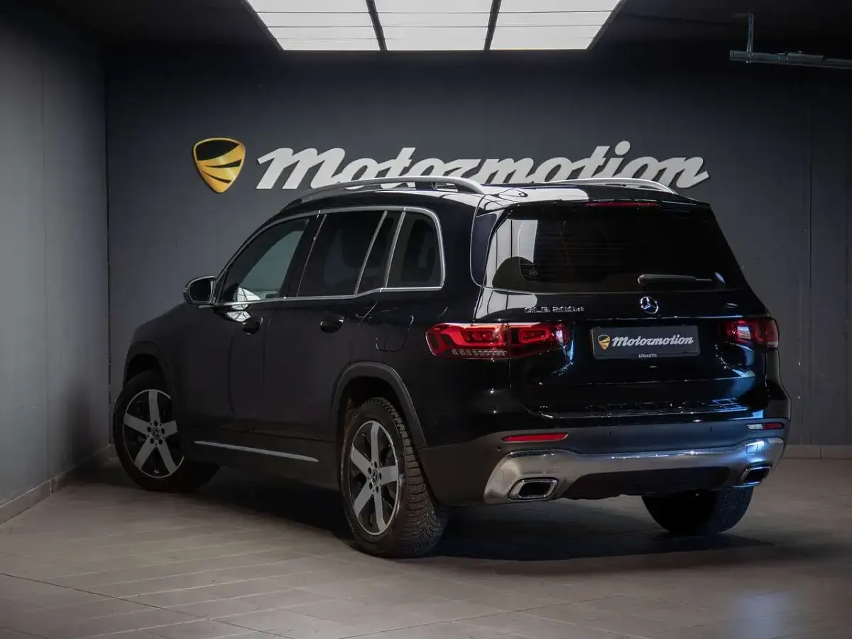 Usata Mercedes GLB200 150 CV (110 kW) 2021 Nero SUV