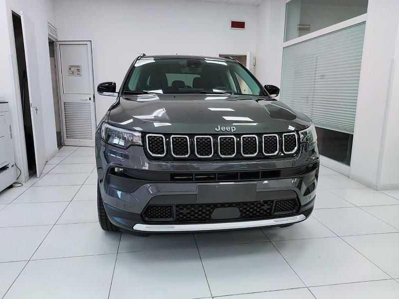 Usata Jeep Compass Limited 130 CV (95 kW) 2022 Grigio SUV