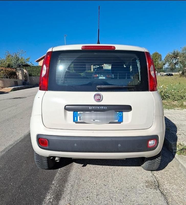 Usata Fiat Panda Easy 85 CV (62 kW) 2015 Beige Berlina