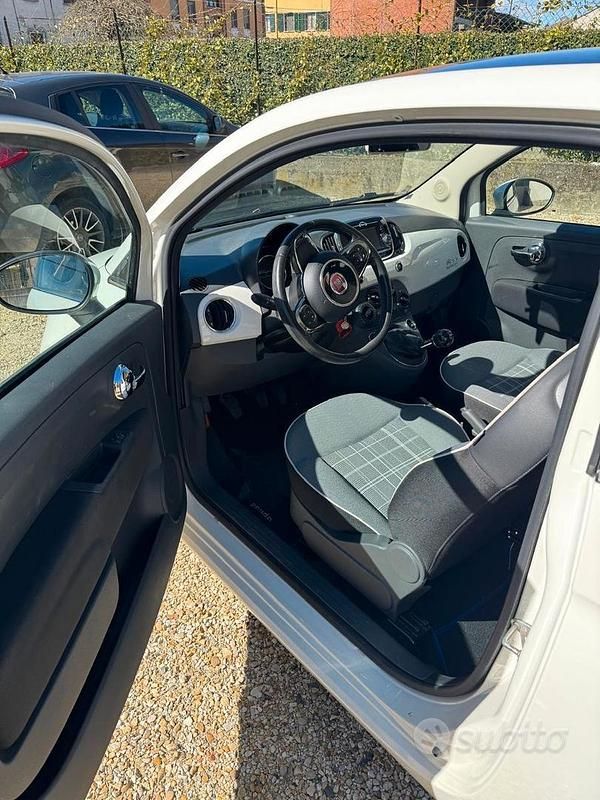 Usata Fiat 500 Lounge 69 CV (50 kW) 2016 Bianco Utilitaria