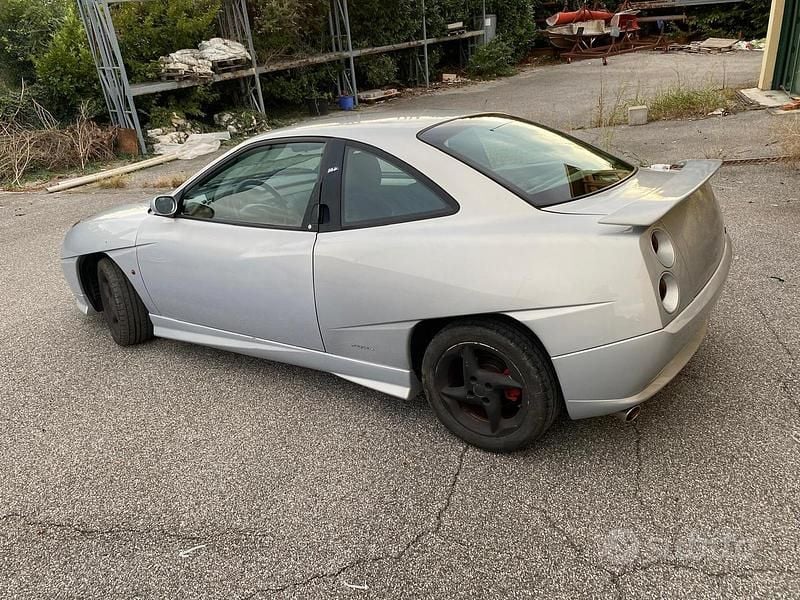 Usata Fiat Coupé 131 CV (96 kW) 1999 Grigio Coupé