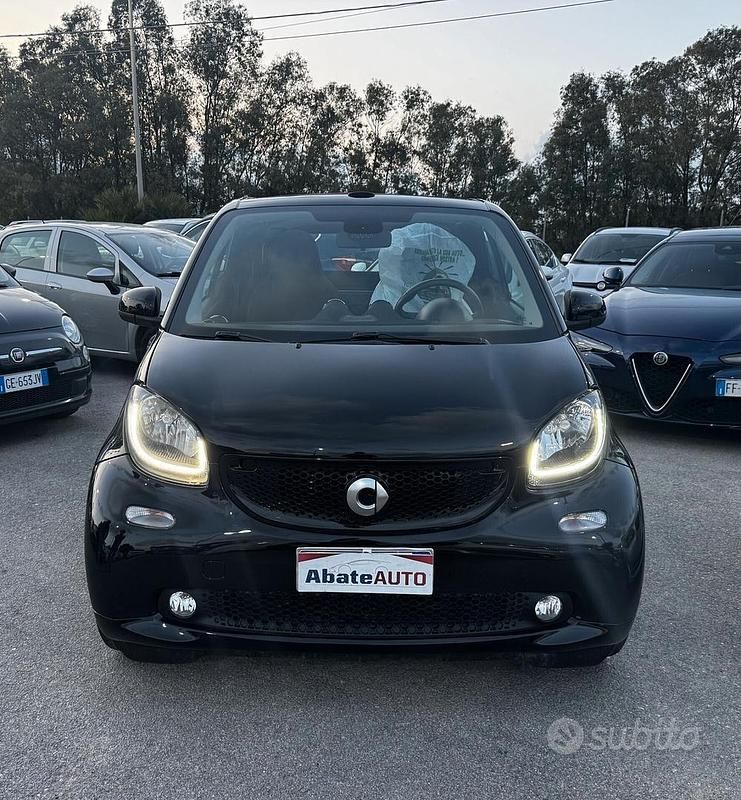 Usata Smart ForTwo Cabrio Passion 71 CV (52 kW) 2017 Nero Cabrio