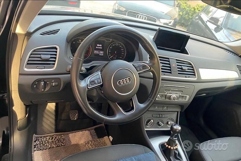 Käytetty Audi Q3 150 HP (110 kW) 2016 Musta Katumaasturi