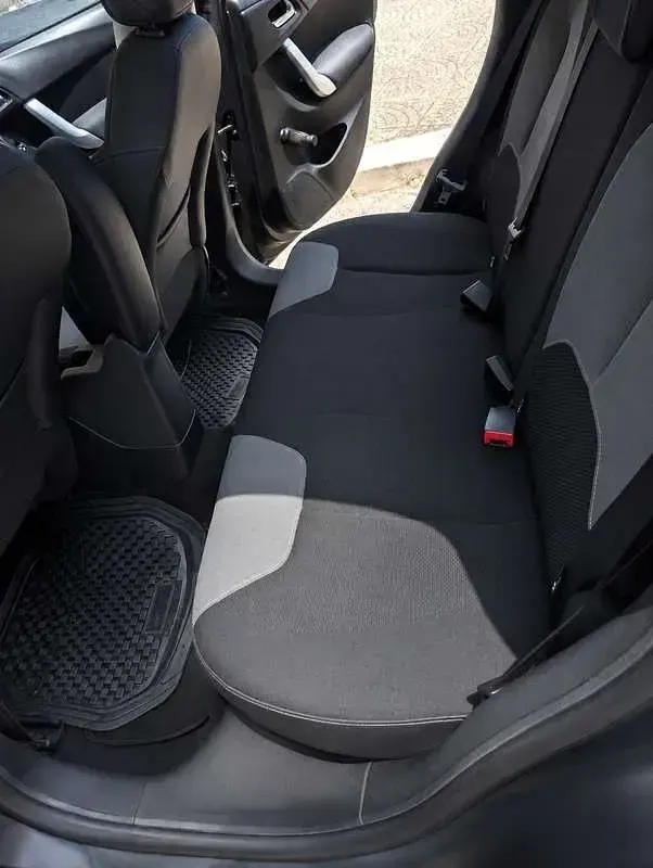 Usata Citroën C3 Attraction 68 CV (50 kW) 2012 Grigio Berlina