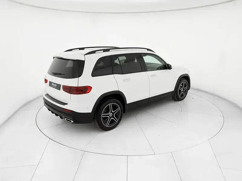 Usata Mercedes GLB200 Advanced Plus 150 CV (110 kW) 2024 Bianco SUV