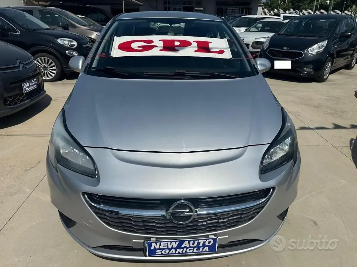 Usata Opel Corsa 90 CV (66 kW) 2015 Grigio Utilitaria