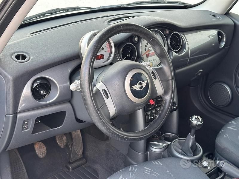 Usata Mini ONE 89 CV (65 kW) 2006 Verde Utilitaria