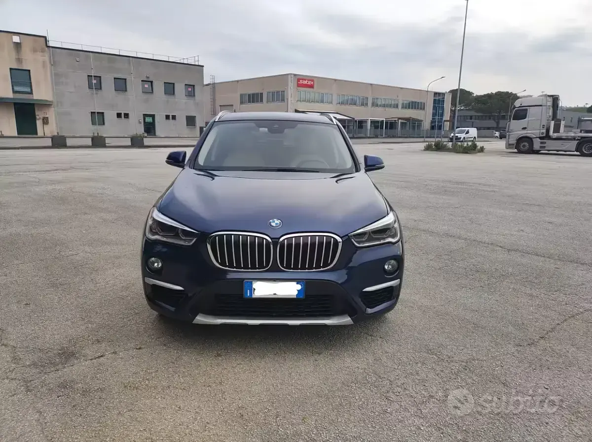 Usata BMW X1 150 CV (110 kW) 2015 Bluazzurro SUV