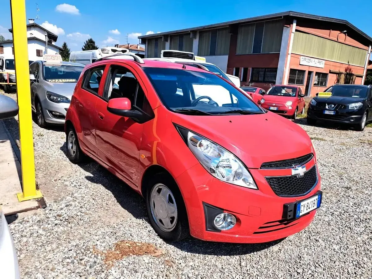 Usata Chevrolet Spark LS 68 CV (50 kW) 2011 Rosso Utilitaria