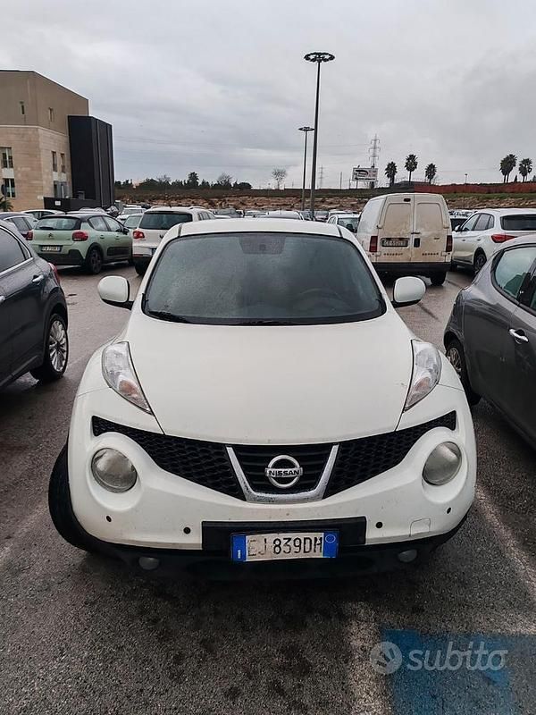 Usata Nissan Juke 110 CV (80 kW) 2011 Bianco SUV