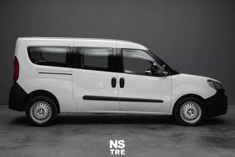 Usata Fiat Doblò 95 CV (69 kW) 2017 Bianco Monovolume