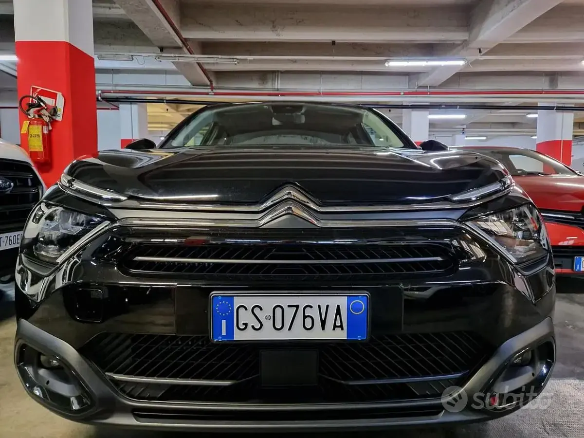 Usata Citroën C4 131 CV (96 kW) 2024 Nero SUV