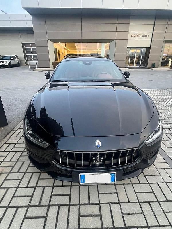 Usata Maserati Ghibli GranLusso 430 CV (316 kW) 2020 Nero Berlina
