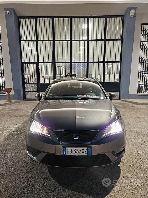 Gray Usata 2016 Seat Ibiza ST Station wagon | 6499 € (Buon prezzo) - Immagine 1/4
