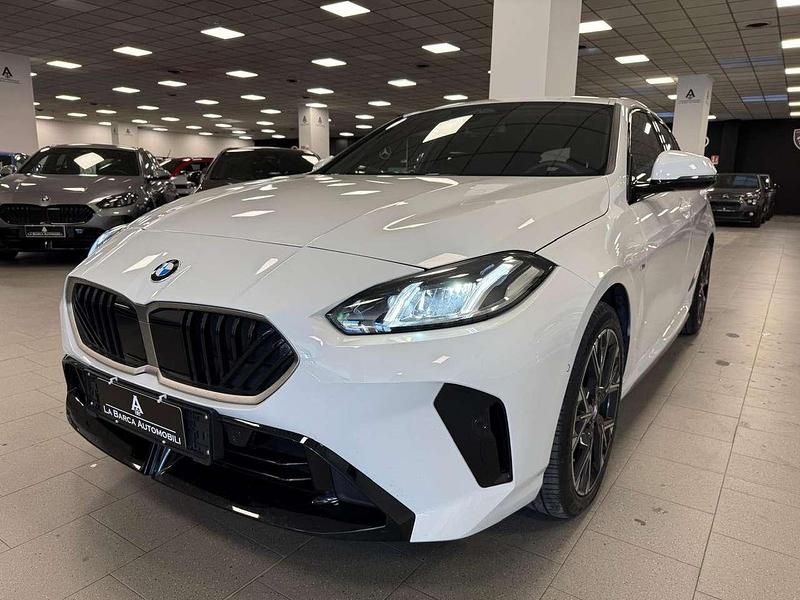 Usata BMW 118 M Sport 150 CV (110 kW) 2025 Bianco Utilitaria