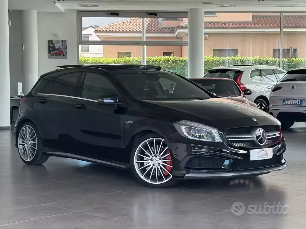 Usata Mercedes A45 AMG AMG 360 CV (264 kW) 2015 Nero Utilitaria