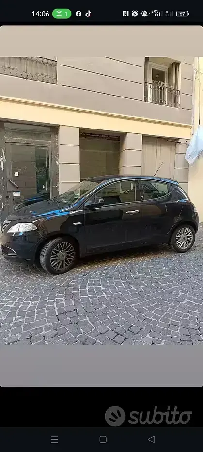 Usata Lancia Ypsilon 69 CV (50 kW) 2016 Nero Utilitaria