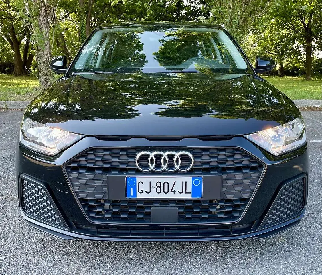Usata Audi A1 Sportback Admired 95 CV (69 kW) 2022 Nero mythos met. Utilitaria
