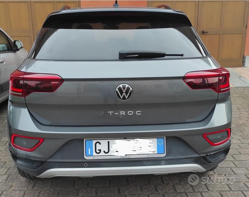 Usata VW T-Roc Style 116 CV (85 kW) 2022 Grigio SUV
