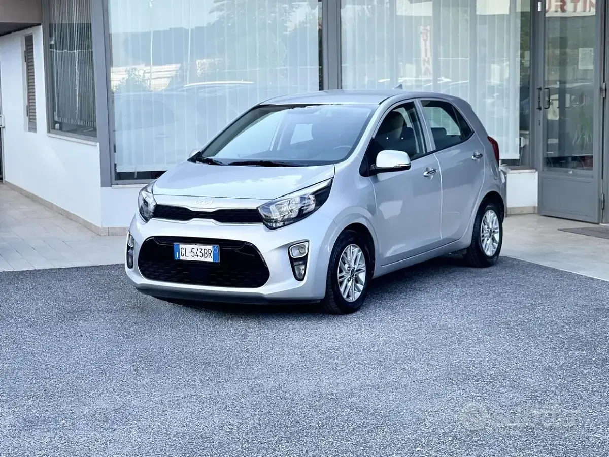 Usata Kia Picanto 67 CV (49 kW) 2022 Grigio Utilitaria