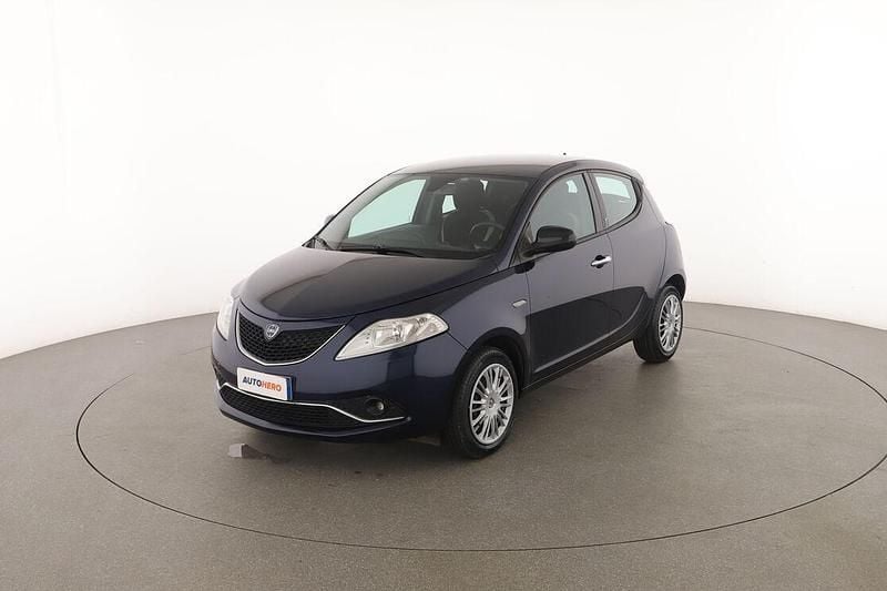 Usata Lancia Ypsilon Gold 70 CV (51 kW) 2017 Utilitaria