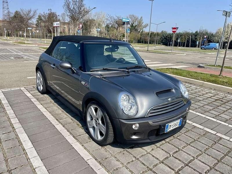 Usata Mini Cooper S Cabriolet 170 CV (125 kW) 2007 Cabrio