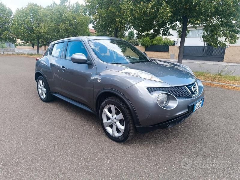 Usata Nissan Juke 117 CV (86 kW) 2013 Grigio SUV