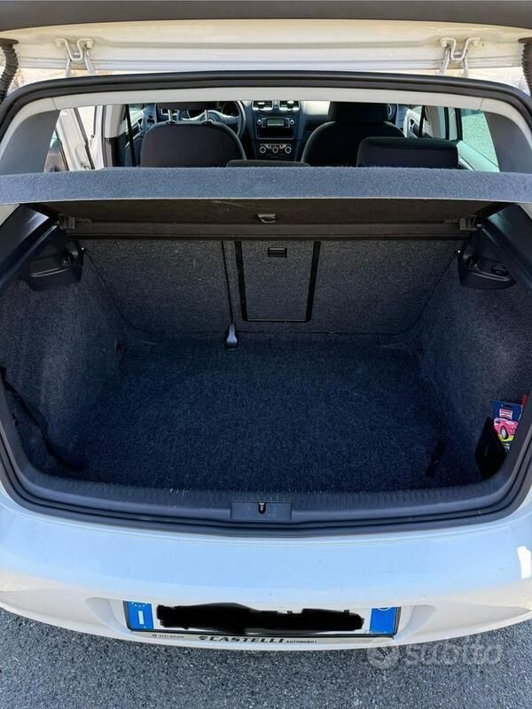 Usata VW Golf VI Trendline 105 CV (77 kW) 2009 Bianco Utilitaria