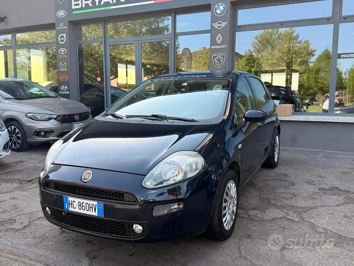 Usata Fiat Punto Street 77 CV (56 kW) 2018 Utilitaria