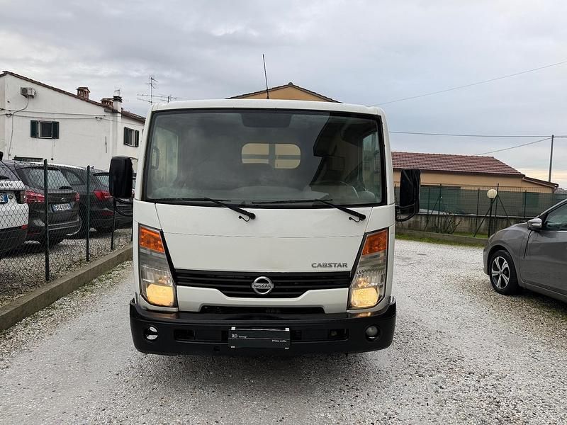 Usata Nissan Cabstar 150 CV (110 kW) 2008 Bianco Pick-up
