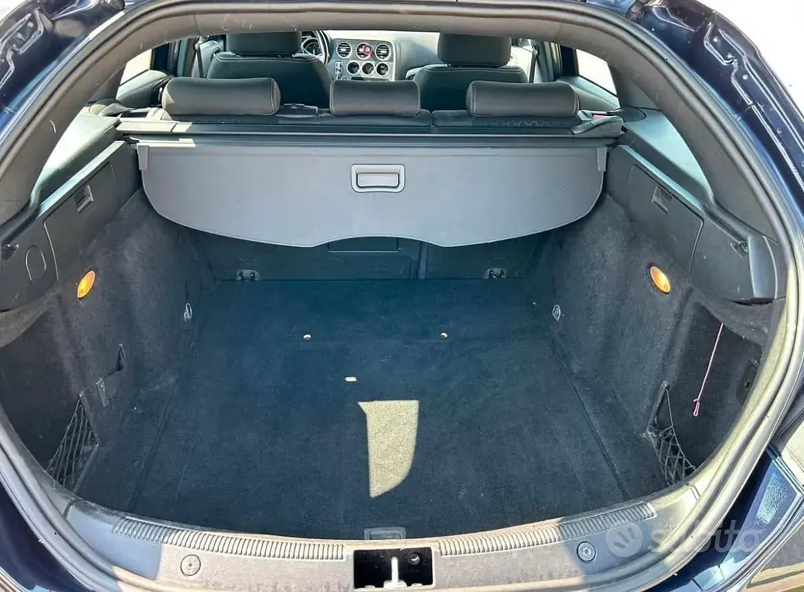 Usata Alfa Romeo 159 170 CV (125 kW) 2011 Bluazzurro Station wagon