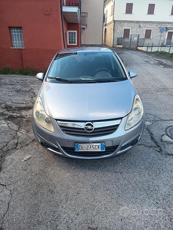 Usata Opel Corsa 2008 Utilitaria