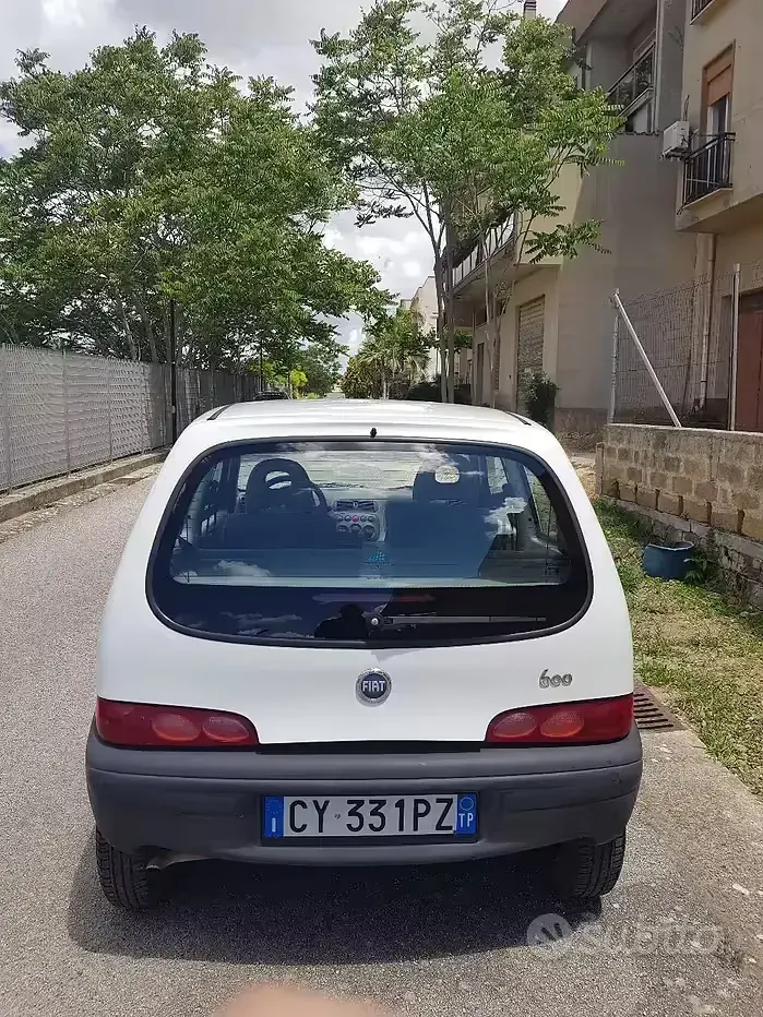 Usata Fiat 1100 54 CV (39 kW) 2006 Bianco Berlina