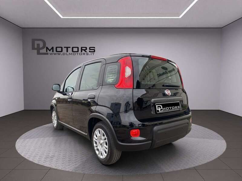Usata Fiat Panda Icon 69 CV (50 kW) 2024 Nero Utilitaria