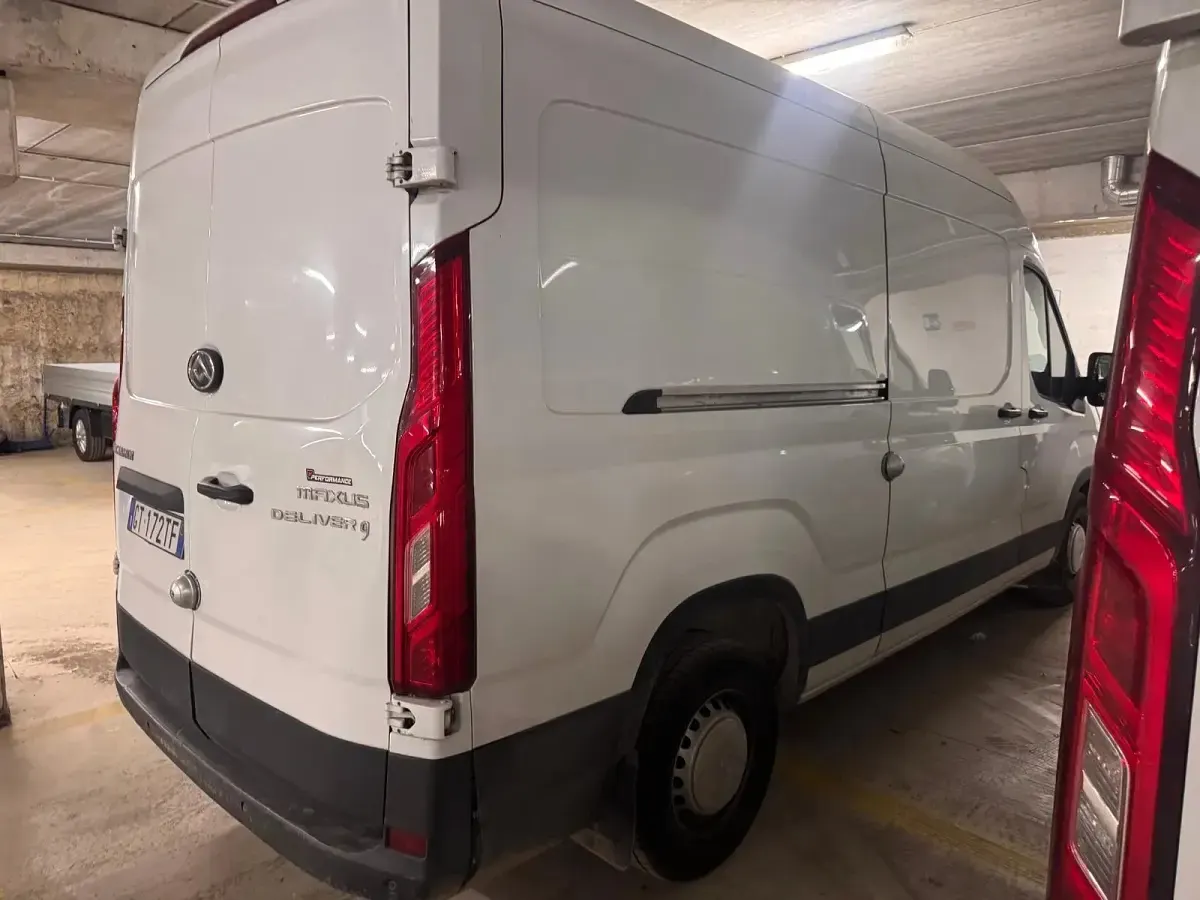 Usata Maxus V90 150 CV (110 kW) 2024 Blanc white Furgone