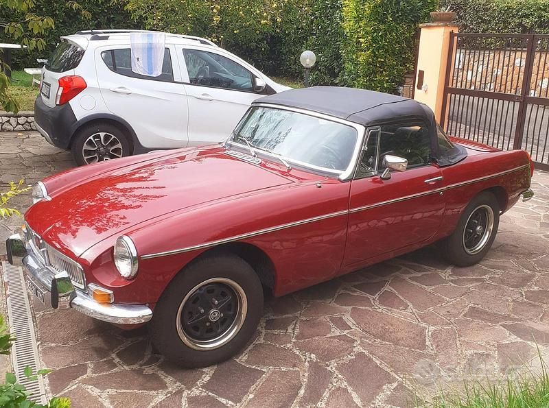 Usata MG B 106 CV (77 kW) 1980 Rosso Cabrio