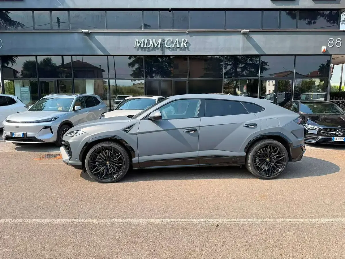Usata Lamborghini Urus 620 CV (456 kW) 2025 Other SUV