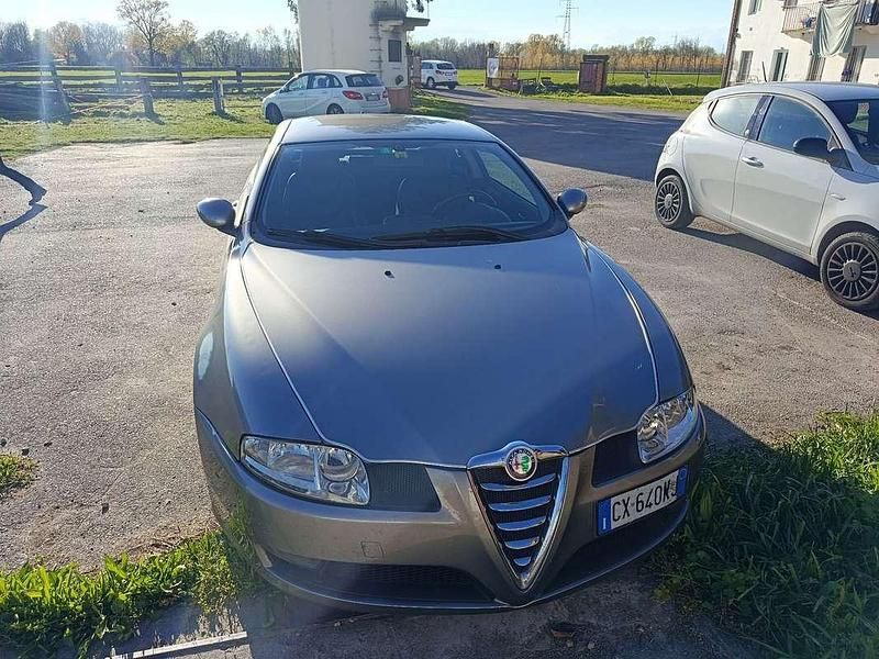 Usata Alfa Romeo GT Distinctive 140 CV (102 kW) 2005 Coupé