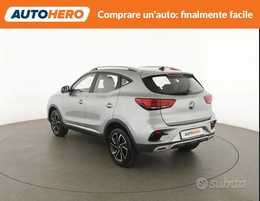 Usata MG ZS 106 CV (77 kW) 2023 Grigio SUV